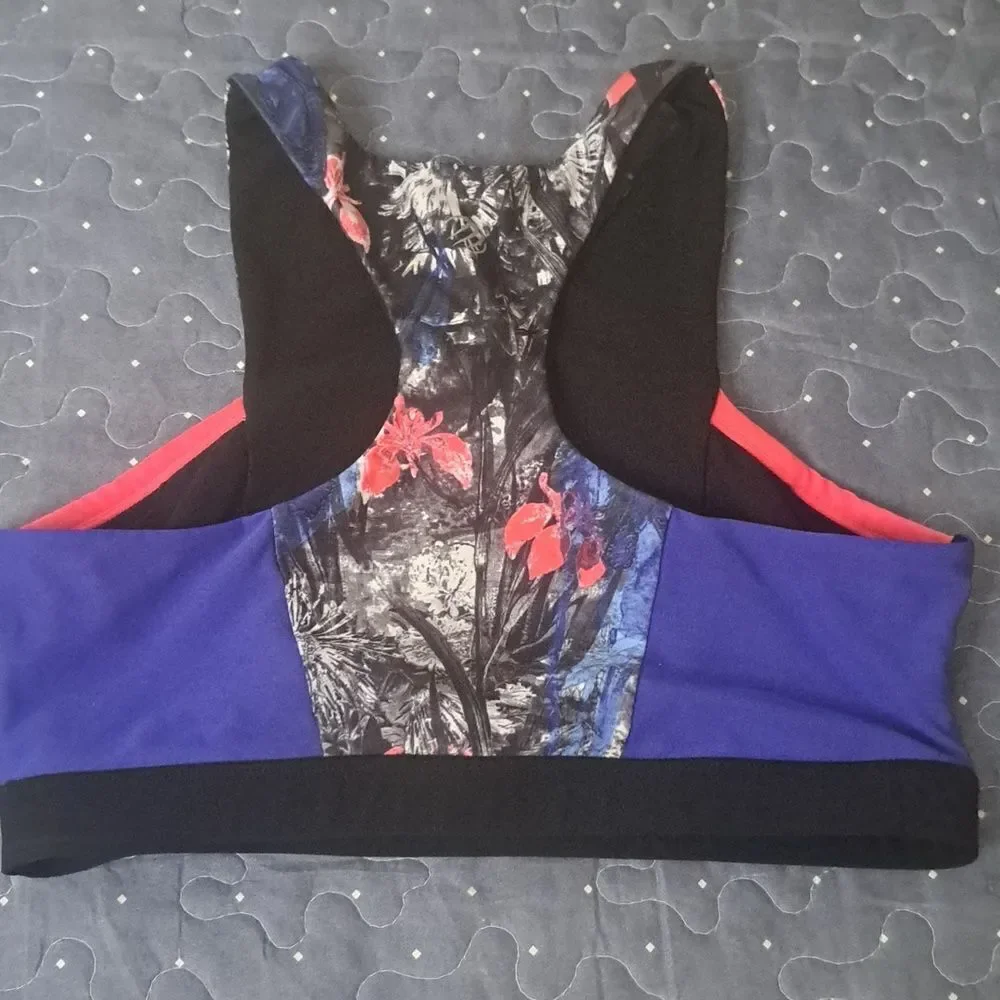 MPG sports bra size medium